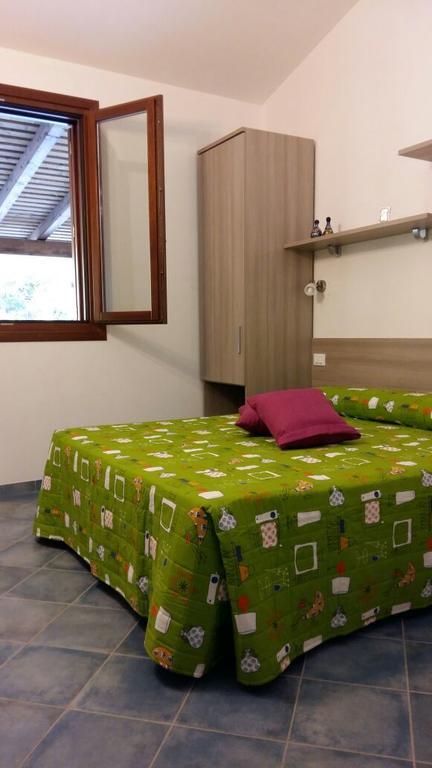 Case Cala Bucerno Castelluzzo Ruang foto