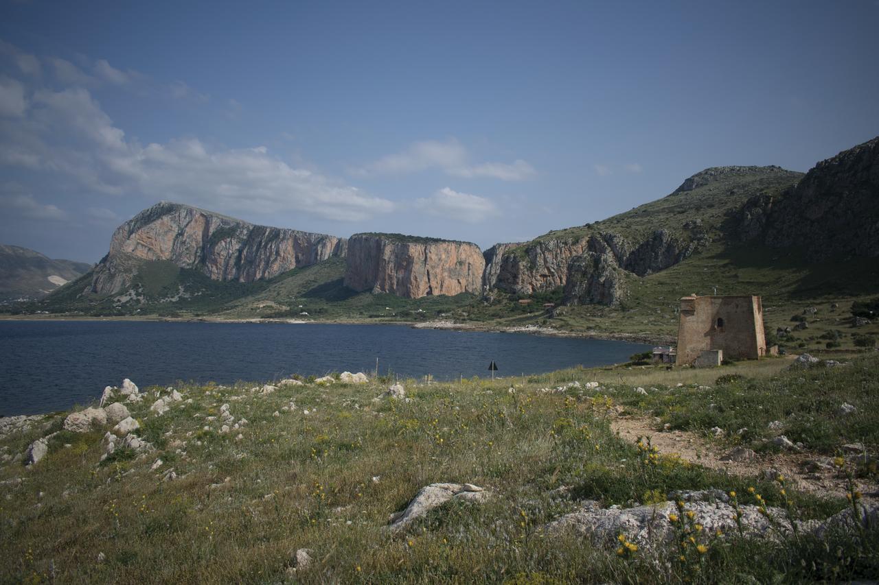 Case Cala Bucerno Castelluzzo Bagian luar foto